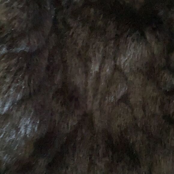 Design History Little Girls Black Faux Fur Vest - Picture 3 of 5